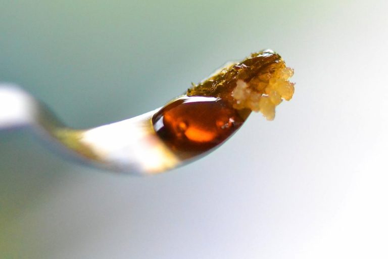 Na co zwrócić uwagę przy wyborze olejku cbd?